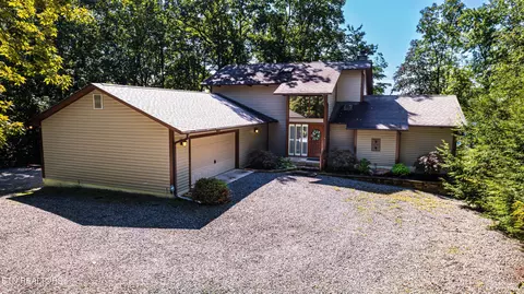 141 Harv Loop, Monterey, TN 38574
