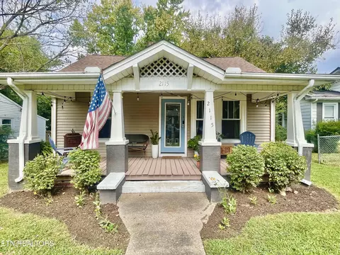 2115 Mccroskey Ave, Knoxville, TN 37917