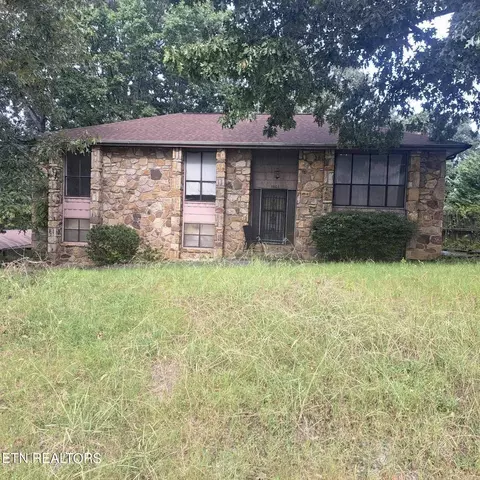 1601 Jett Rd, Maryville, TN 37804