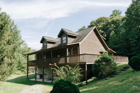 72 Everette Money Rd, Middlesboro, KY 40965