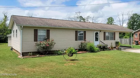 118 Bradley Dr, Madisonville, TN 37354