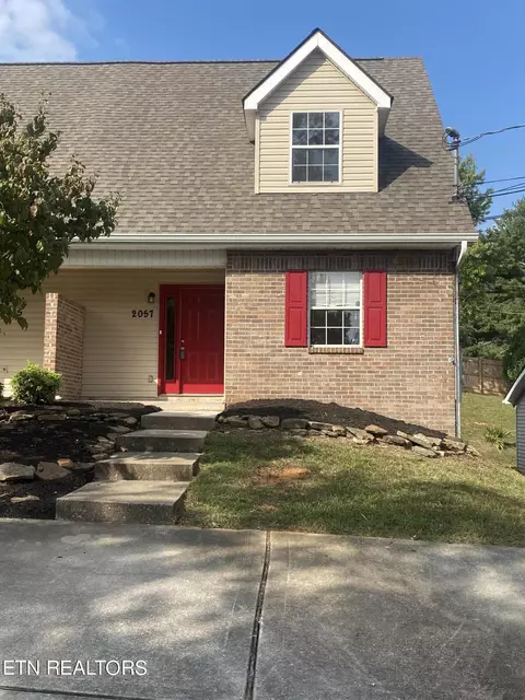2057 Countryhill Ln, Knoxville, TN 37923