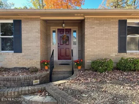 12901 Butterfield Ln, Knoxville, TN 37934