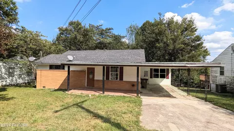1128 Baker Ave, Knoxville, TN 37920