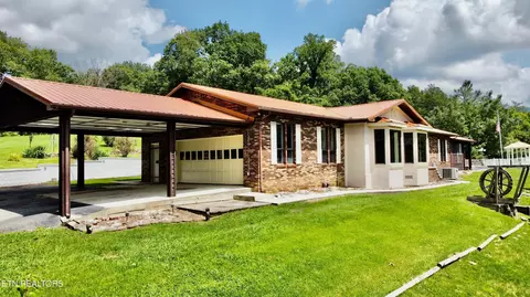 10545 Baker Hwy Hwy, Pioneer, TN 37847