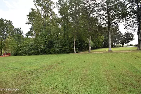 221 W 217 W Shore Dr, Rockwood, TN 37854