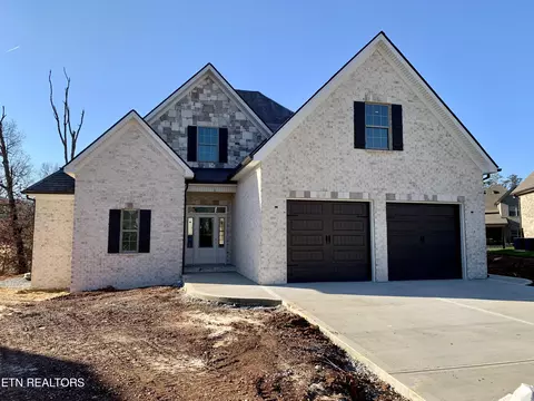 9205 Iris Garden Ln, Knoxville, TN 37922