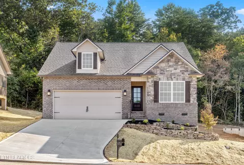 3710 Parker Harrison Way, Knoxville, TN 37924