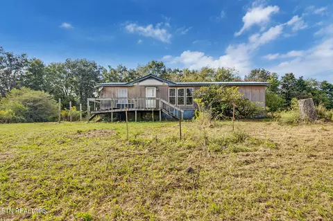 63 Eston Simmons Rd, Pikeville, TN 37367