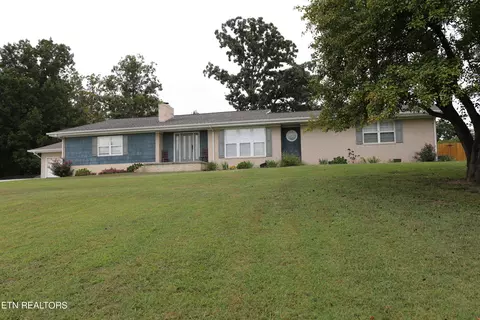 1265 Stephens Cir, Madisonville, TN 37354