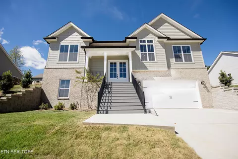 8127 Chapel Hill Ln, Knoxville, TN 37938