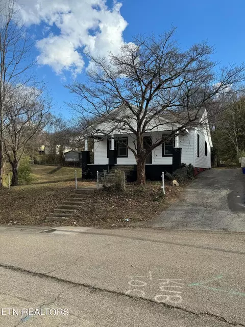 1404 W Baxter Ave, Knoxville, TN 37921