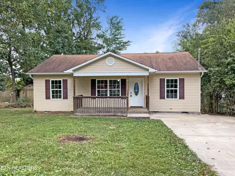 7521 John Rd, Corryton, TN 37721