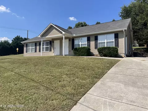 1925 Levy Dr, Powell, TN 37849 photo 2