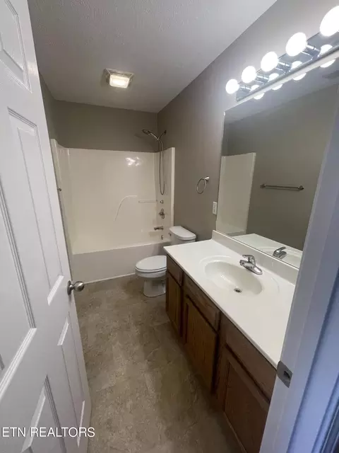 1925 Levy Dr, Powell, TN 37849 photo 11