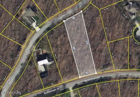 319 Rotherham Dr, Crossville, TN 38558