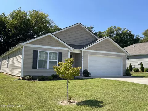 2577 Cottonwood Dr, Sevierville, TN 37876
