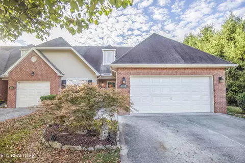5712 Boones Creek Ln, Knoxville, TN 37912