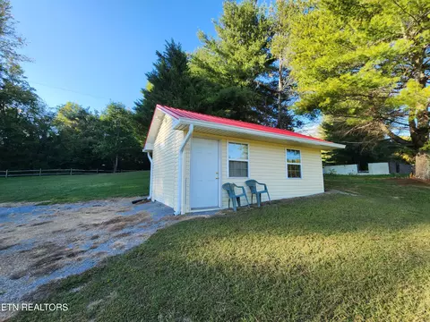 107 Bluegrass Dr, Ewing, VA 24248 photo 8