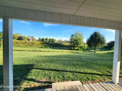 107 Bluegrass Dr, Ewing, VA 24248 photo 3