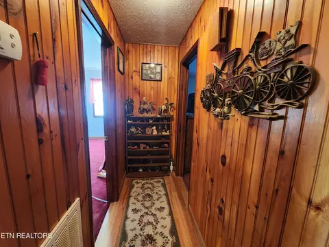 107 Bluegrass Dr, Ewing, VA 24248 photo 17