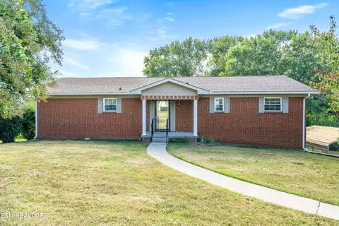 1768 Linda Ln, Maryville, TN 37803