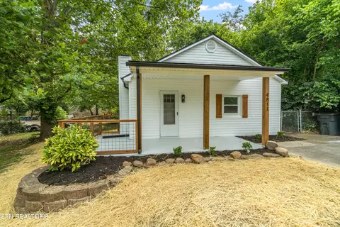 4811 Coster Rd, Knoxville, TN 37912