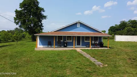 110 Century Dr, Kingston, TN 37763