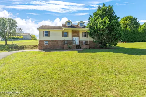 516 Stellar Ct, Kodak, TN 37764