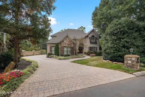 911 Kingsford Way, Knoxville, TN 37919