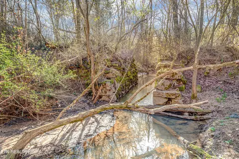 2650 Maloney Rd, Knoxville, TN 37920