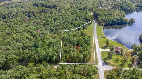 N Lake Tr, Monterey, TN 38574