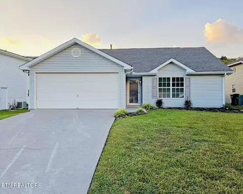 9212 Wells Station Rd, Knoxville, TN 37931
