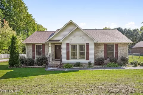 1111 Carol Lane Ln, Cookeville, TN 38501