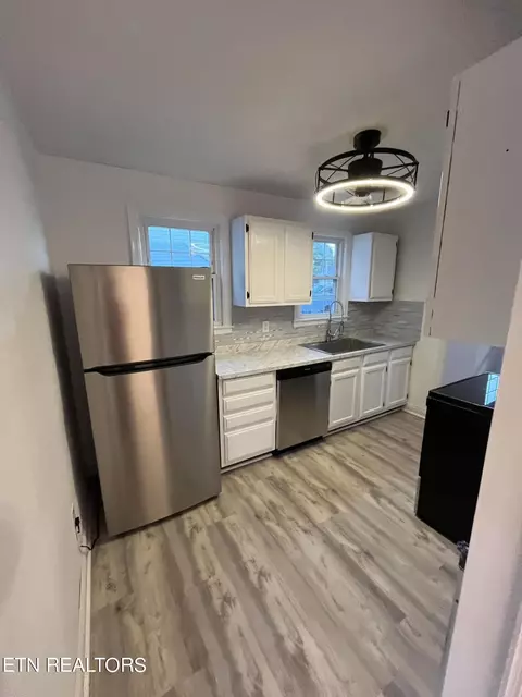 1709 N Wright Rd, Alcoa, TN 37701 photo 9