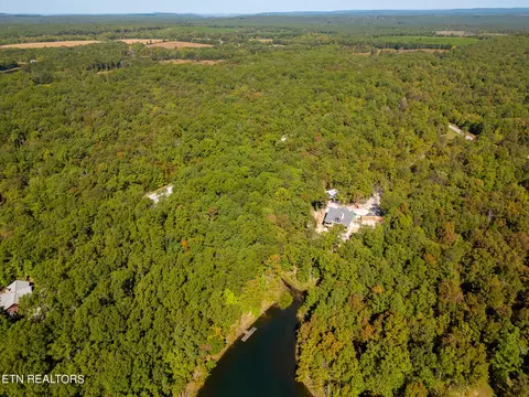 Holly Lane, Spencer, TN 38585