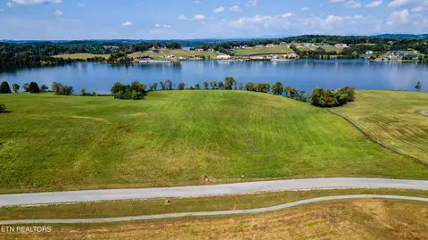 236 Osprey Pt, Louisville, TN 37777
