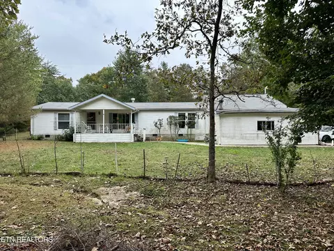 1102 Stone Loop, Crossville, TN 38571