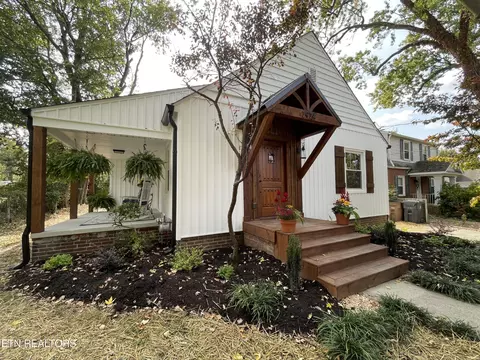2924 Conner Dr, Knoxville, TN 37918