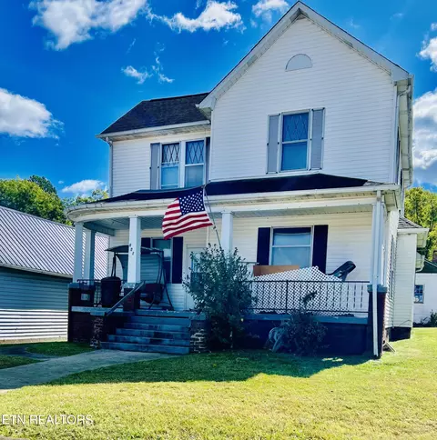 407 S Main St, Jellico, TN 37762