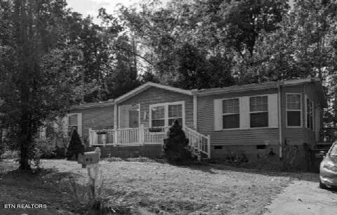 533 Ronald Dr, Strawberry Plains, TN 37871