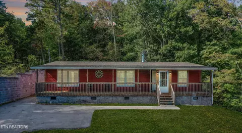 7021 Tazewell Pike, Corryton, TN 37721
