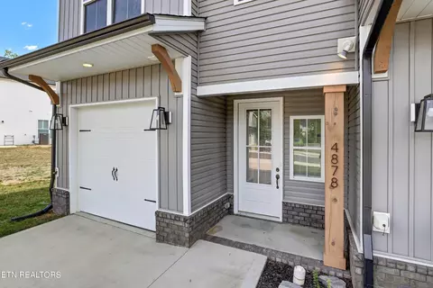 4878 Ancient Glacier Ln, Knoxville, TN 37918