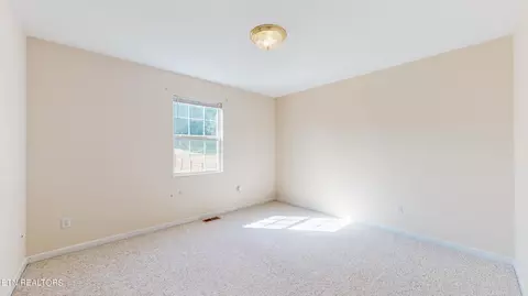 Bedroom - 7525 Wilderness Path Rd, Corryton, TN 37721 photo 2 of 2