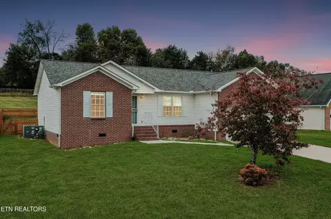 Exterior - 7525 Wilderness Path Rd, Corryton, TN 37721 photo 2 of 6