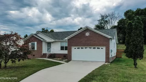 Exterior - 7525 Wilderness Path Rd, Corryton, TN 37721 photo 3 of 6