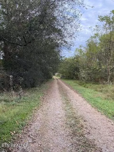 376 County Road 116, Athens, TN 37303