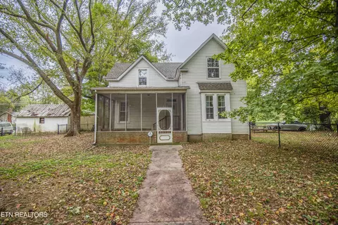 212 Mayfield Ave, Knoxville, TN 37920