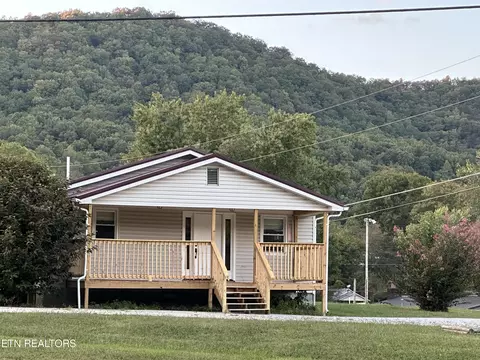 900 W Central Ave, La Follette, TN 37766
