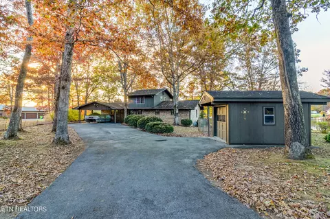 2024 Cravens Dr, Crossville, TN 38572